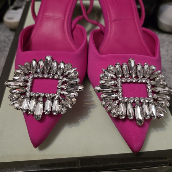 2 Pairs Zara Fuchsia And Gray H&M SHOES SIZE 7 - Picture 2 of 8